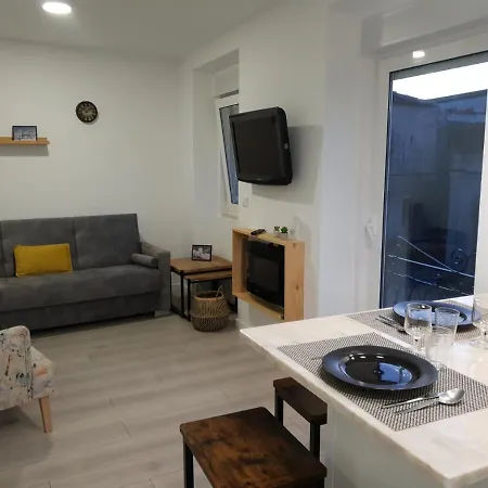 Henriqueta Maia Suites- 3*
